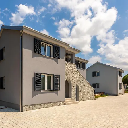 Awesome In With Wifi Vrbnik (Primorje-Gorski Kotar)