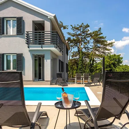 Awesome In With Wifi Vrbnik (Primorje-Gorski Kotar)