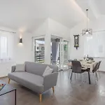2 Bedroom In